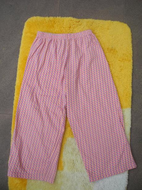 Kalhoty od pyžama, 128