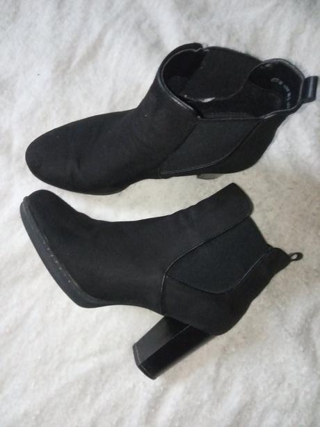 Krásné kozačky vel.40, baťa,40