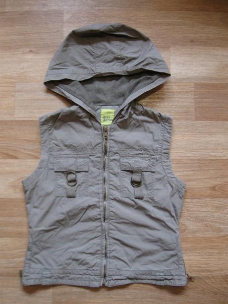 Vesta jaro/podzim, 134