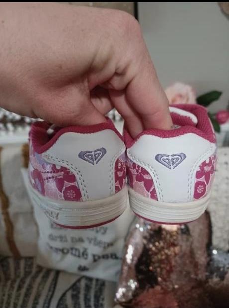 Kytičkové tenisky roxy, roxy,23