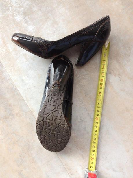 Hnědé lodičky s kulatou špičkou zn.xti vel.36/37, 36