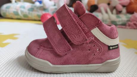 Celoroční boty superfit vel. 20, 20