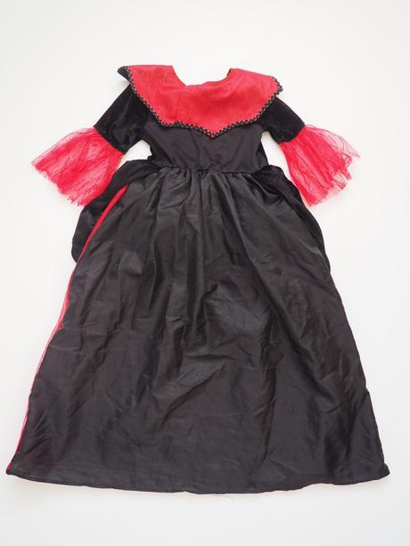 Kostým upírka vel 128, 