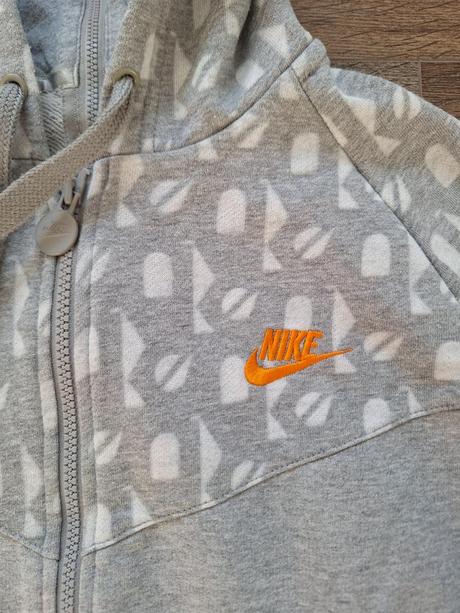 Mikina šeda, zn. nike vel. 14/16 (gb), nike,40