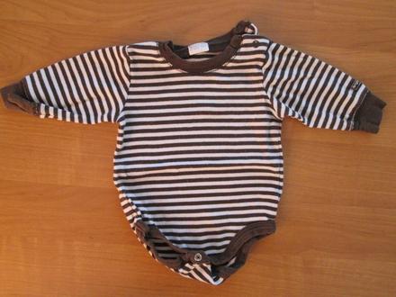 Body s dlouhým rukávem, 62