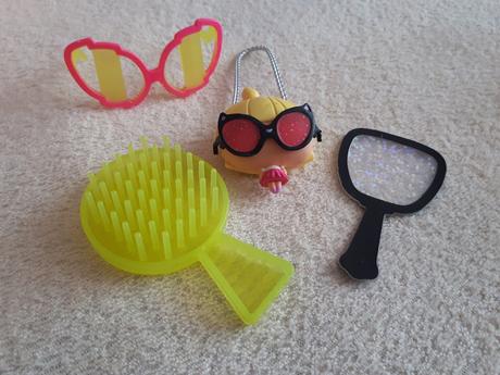 Lol velká ségra duhová panenka s malou panenkou,