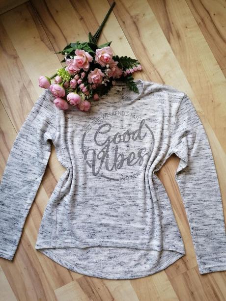 Svetřík s nápisem, pepco,134