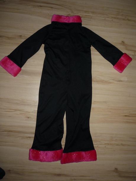 Overal/kostým se třpytivým růžovým kožíškem, 