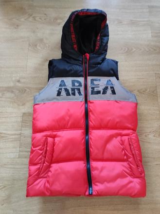 Buřtíkatá vesta 146/152, chapter young,152