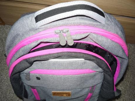 Kvalitní studentský batoh zn. stil, 
