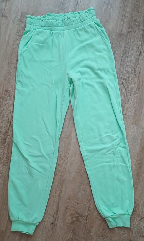 Tepláky vel. 152, pepco,152