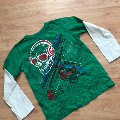 Zelene tricko s lebkou 122 dlouhý rukáv, okay,122
