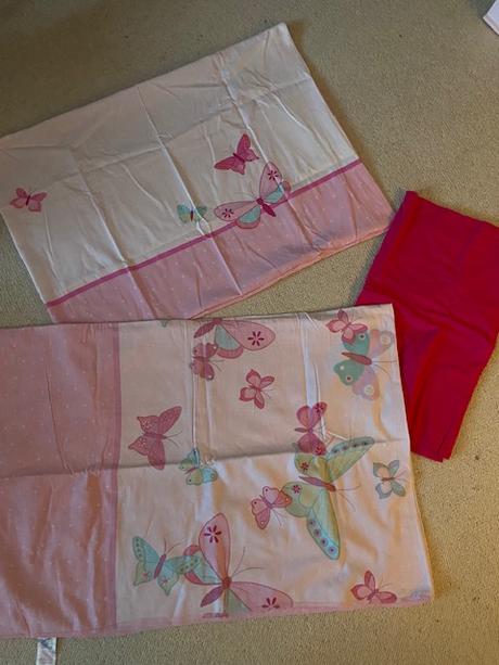 Dívčí povlečení s motýlky + prostěradlo, šířka (cm): 135,délka (cm): 200