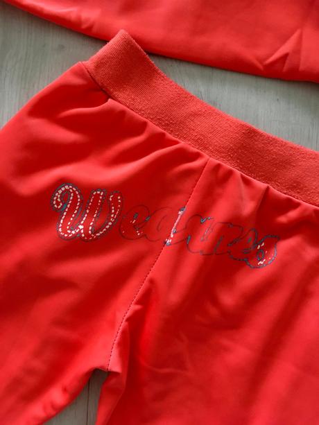 Dívčí sportovní souprava (8 let), 128