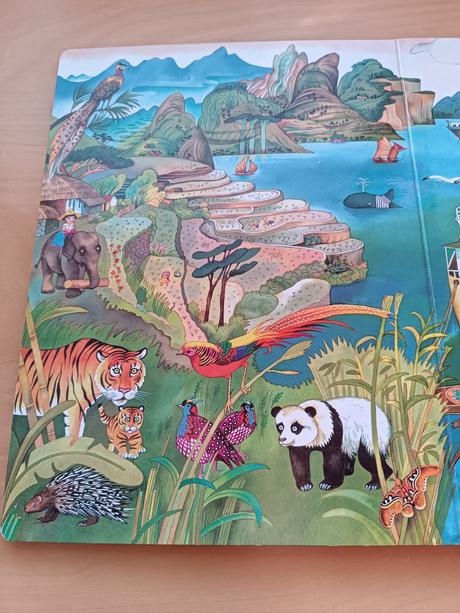 Velké leporelo se zvířátky velryba a pruhované ..., 