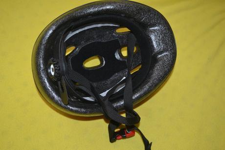 Dívčí cyklistická přilba v.47/53, 