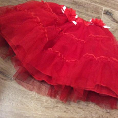 Slavnostní tylová sukýnka s mašličkami, 92