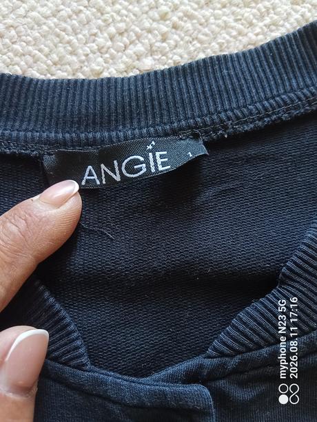 Mikina delší zn."angie" vel."1/m", angie,m