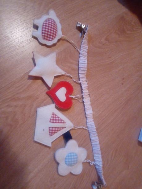 Závěs na postýlku, 