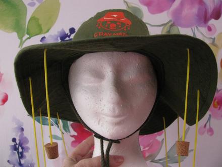 Kostým-khaki australský klobouk, 