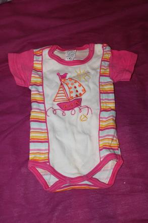 Dívčí body proužky, loďka, sluníčko, arex,62