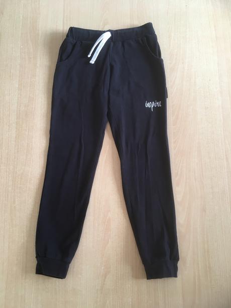 Tepláky zn. betty mode, betty mode,128