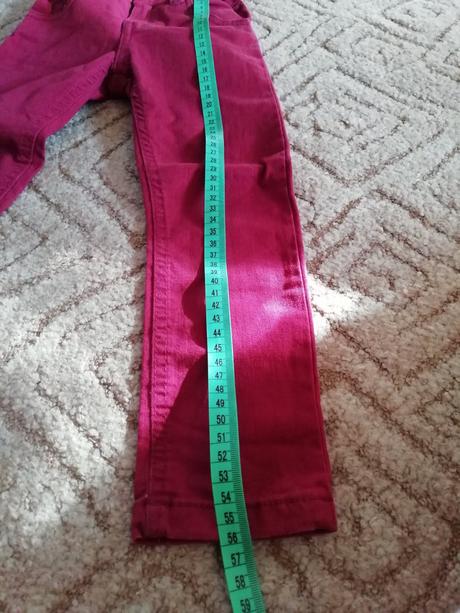 Fialové rifličky vel.104 pěkný stav, c&a,92