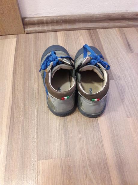 Skoro nové - boty ponto 20 (nošené cca 14 dní), 27