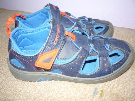 Sandály s plnou špičkou vel 31, stélka 20cm, 31