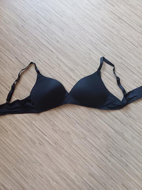 Podprsenka vel.95b, c&a,95b