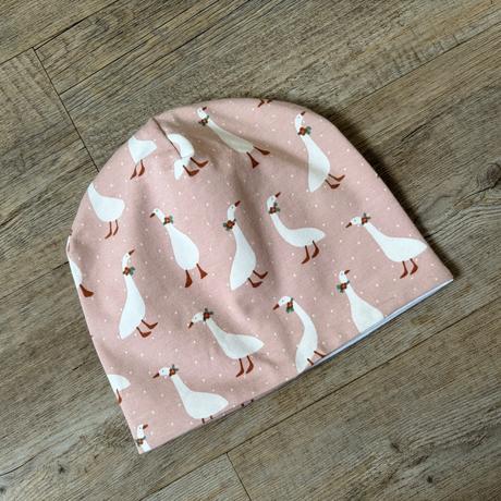 Čepice s motivem hus, 92