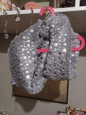 Hvězdičkový nákrčník tunel, yigga