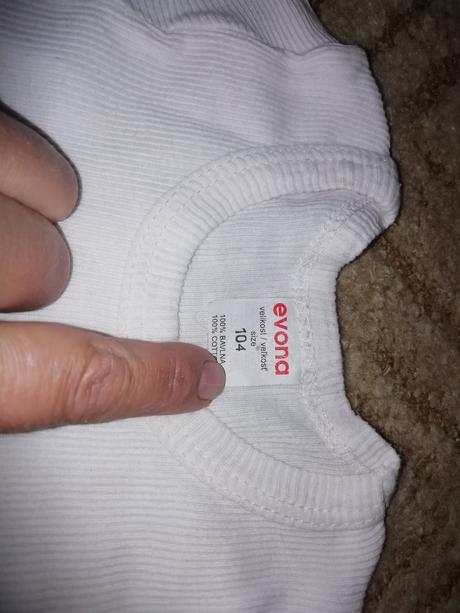 Nátělník evona asi nový 104,velmi příjemny, evona,104