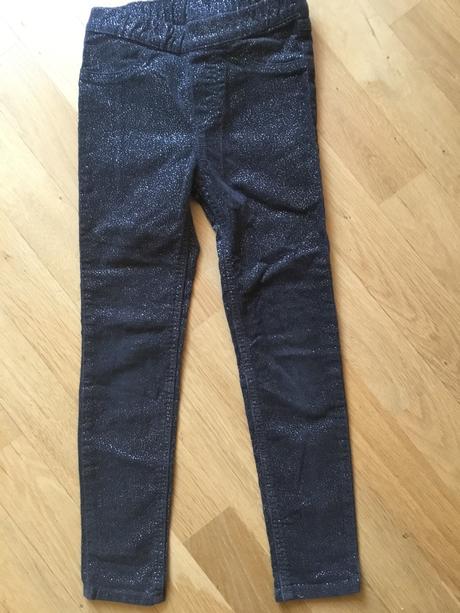 Trpytive skinny mansestraky, džeginy, h&m,122