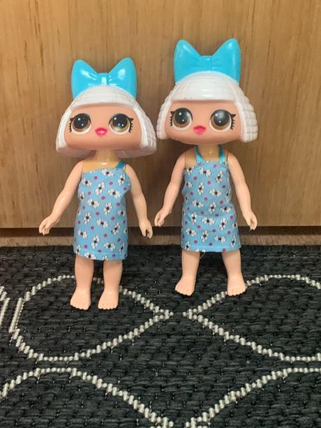 Bábiky s doplnkami v štýle lol,