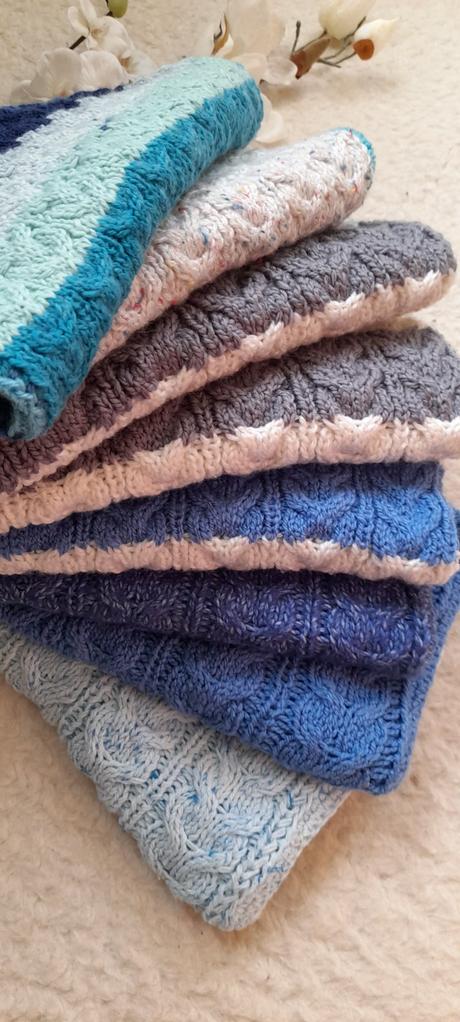 Copánkový pletený povlak ombré modrý tyrkys, 