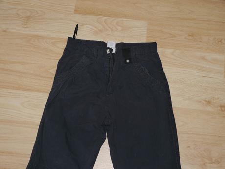 134/140 vyteplene cerne kalhoty od kinderbutt, 146