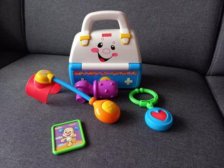 Fisher price doktorský kufřík (6 - 36m), 