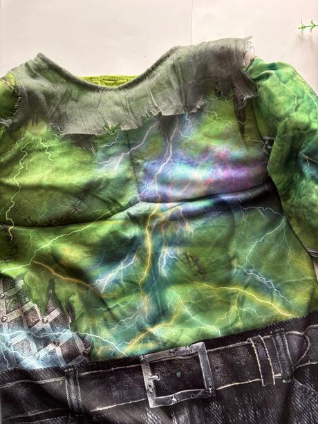 An14/ kostým frankie stein - v.6/7 let, 