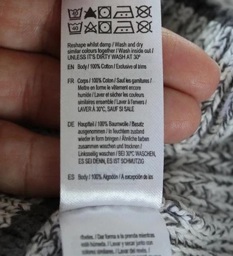 Svetr vel. 4 - 5 let, f&f,110