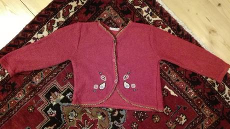 Krásný vyšívaný tenčí svetr, george,104