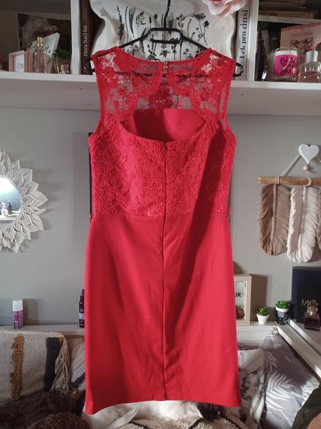 Krajkové šaty, elegantní šaty, m