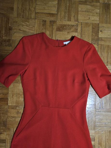 Pouzdrove šaty s výstřihem na zádech, h&m,36