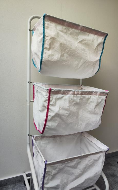 Třípatrový koš na prádlo wenko, 