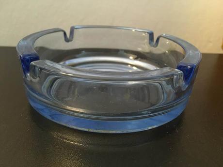 Popelník / popelníky, 