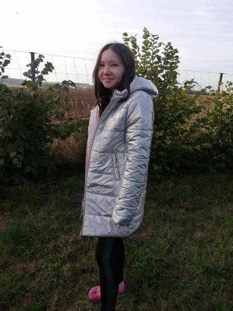 Dlouhý stříbrný kabát, 164