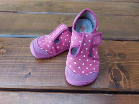 Bačkory barefoot, 29