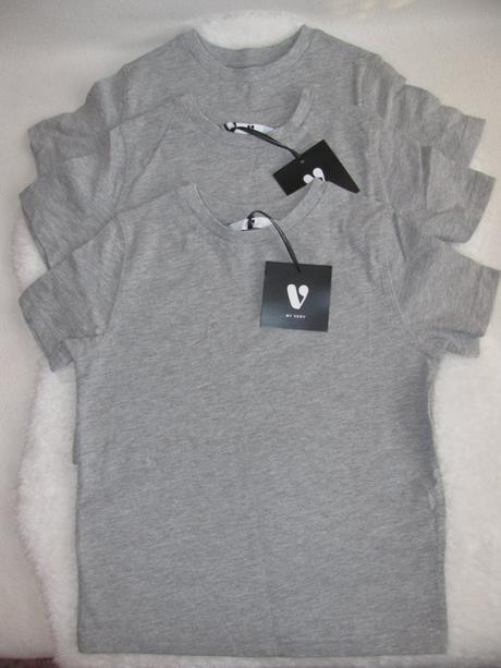 Šedé bavlněné trička v by very/ks 80kč, 122