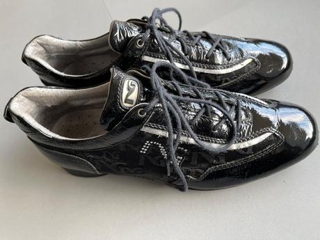 Černé lesklé elegant tenisky nero giardini vel 36, 36