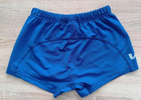 Sportovní šortky vel 140 - 146, 140